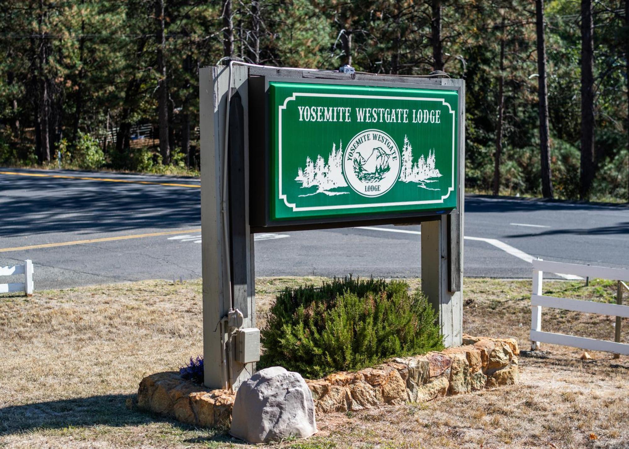 Yosemite Westgate Lodge Гровленд Экстерьер фото